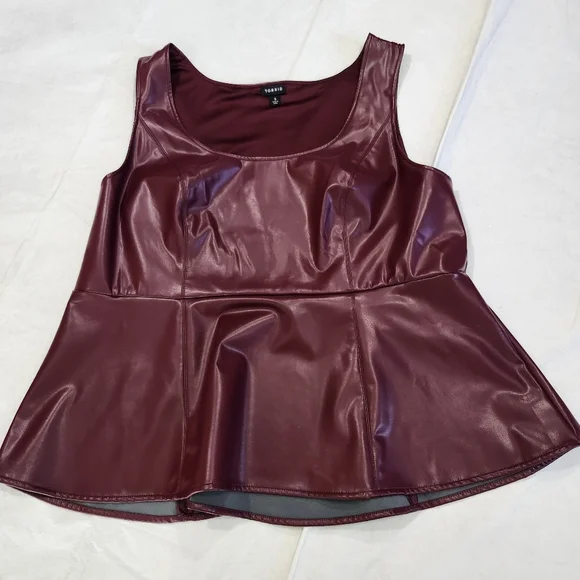 Torrid Size 3 Peplum Faux Leather Burgundy Tank Top - Picture 3 of 7